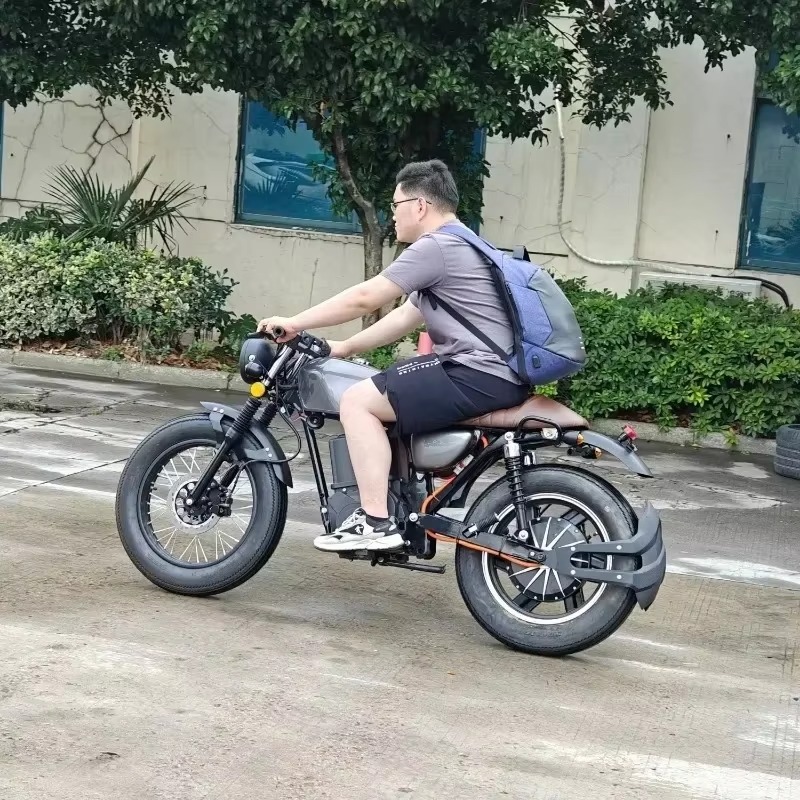 Motosiklet CG 125 Vintage Stil - Electric Motorcycle 5000W incelemesi ve fiyatı